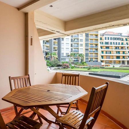 Lovely 1-Bedroom Apartment With Parking Ocean View Фуншал Екстер'єр фото